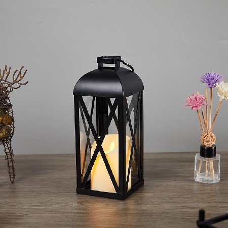 Candleholder, European style hand-held iron wind lamp, retro Chinese wedding decoration, horse lamp, outdoor courtyard floor lamp, customized