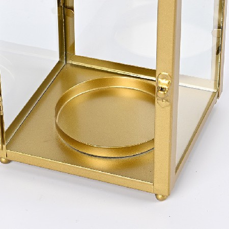 Iron glass candle holder, classical fashion, light luxury, retro windproof candle holder, hotel home, living room decoration customization