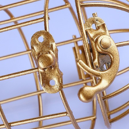 Birdcage Nordic style stainless steel lantern candle holder furniture retro iron candle holder industrial style dining table decoration customization