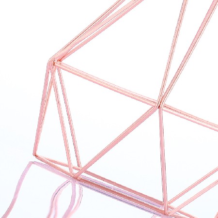 Home decoration metal candle holder lampshade ventilation creative ornament geometric streamline design iron candle holder wind lamp home customization