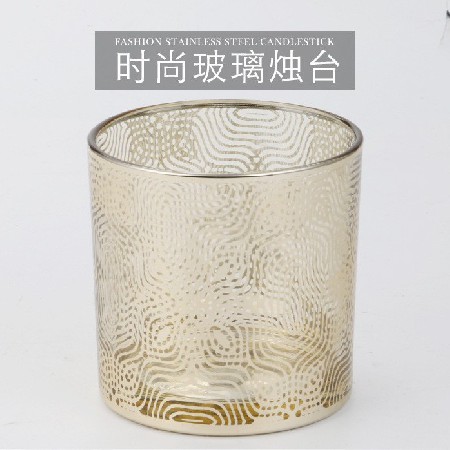 Metal hollow candle stand, aromatherapy candle cup, Western style candlelight dinner candle stand, table decoration customization