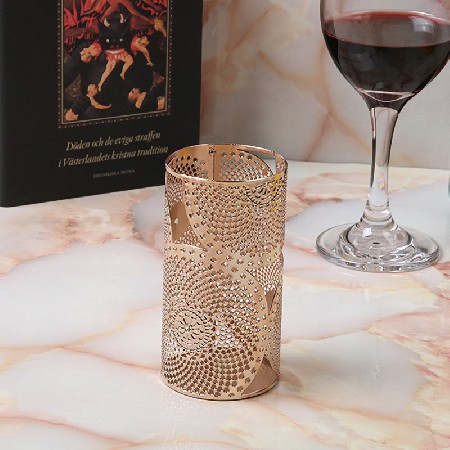 Metal candle holder hollowed out retro iron square candlestick creative home decoration wedding hotel decoration can be customized