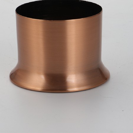 Minimally modern new Chinese style iron base candle stand romantic dining table decoration ornament aromatherapy candle stand customization