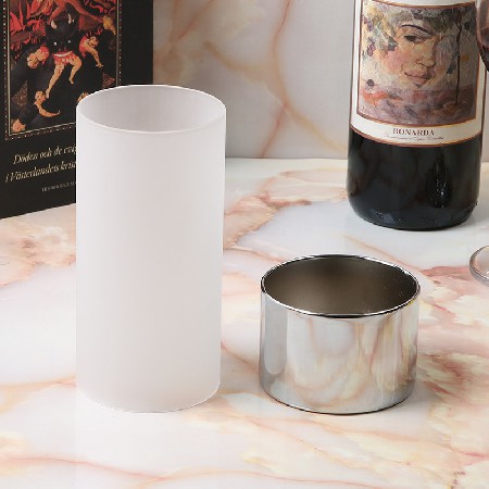 Nordic style simple and fashionable metal electroplating candle holder candle lamp dining table decoration fashionable accessories romantic customization